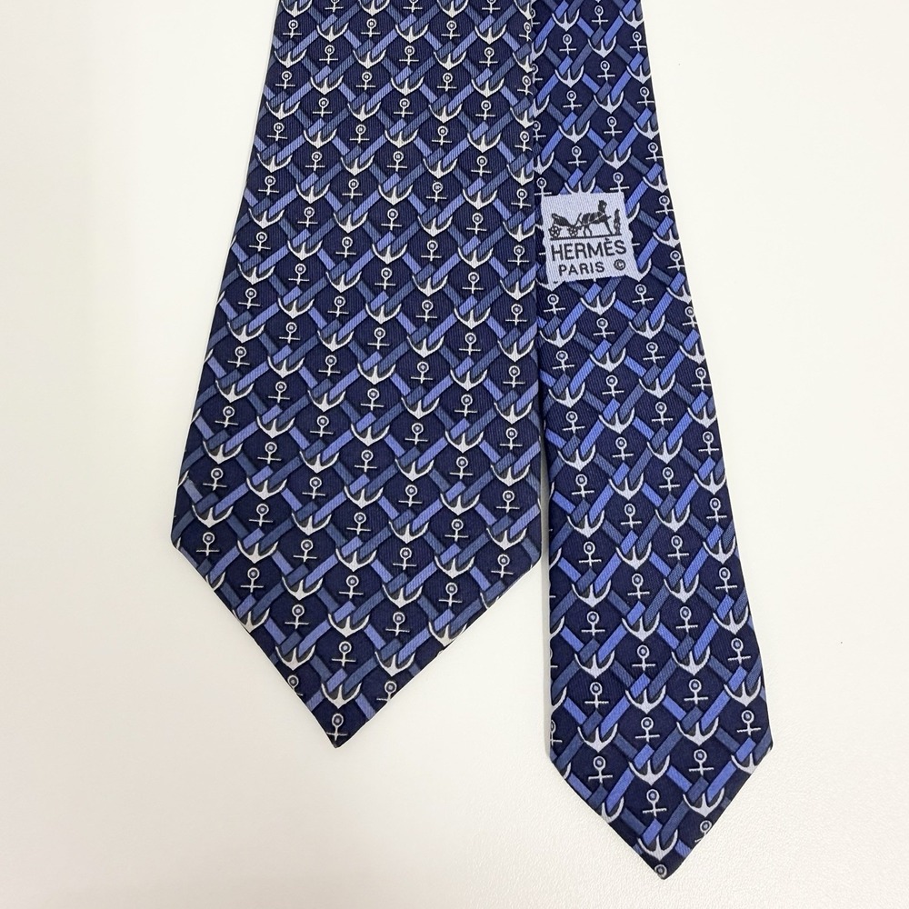 Hermes Mens Tie Nautical Anchors Navy/Blue Silk 7038 TA 3 1/8" (W) x 56" (L) euc - Picture 2 of 7